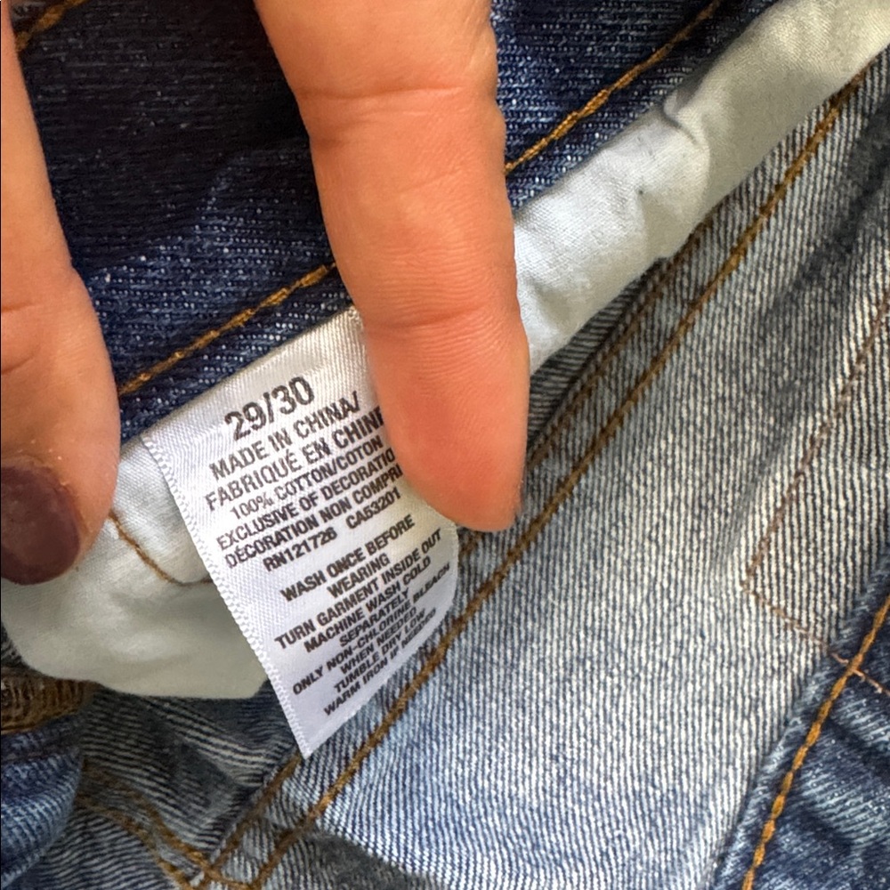 AEROPOSTAL Men’s Relaxed Fit Jeans - Picture 3 of 6